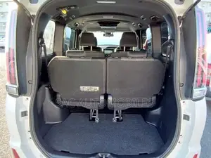 Toyota Noah SI WXB edition Hyb 2020