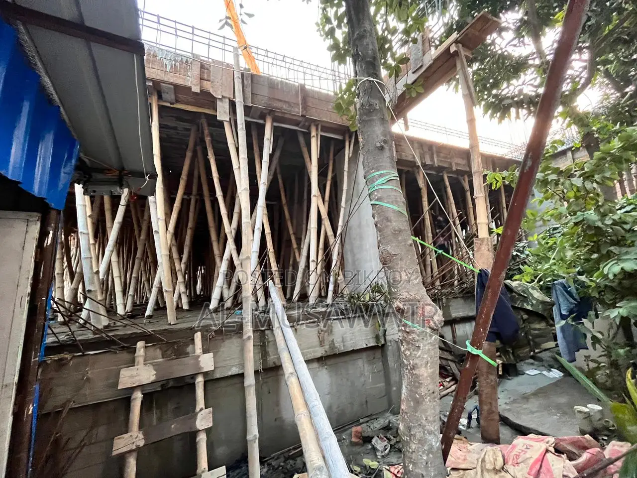 Say Goodbye to Traffic! Flats at Neelachal Project Near Metro Station