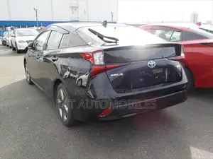 Toyota Prius A TOURING SELECTION 2020