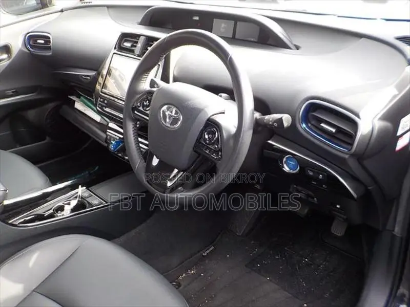 Toyota Prius A TOURING SELECTION 2020