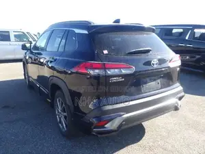 Toyota Corolla Cross Z LEATHER BODYKIT 2021