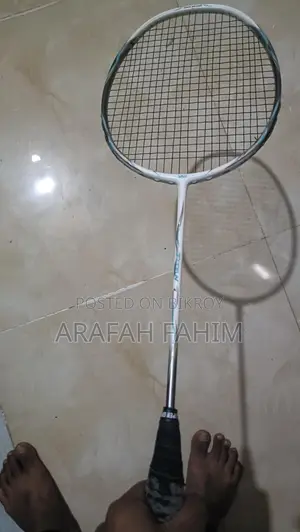 Racket for sale due to urgent need for money