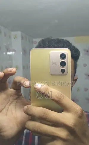 Vivo V23 5G 8/128 (Used)