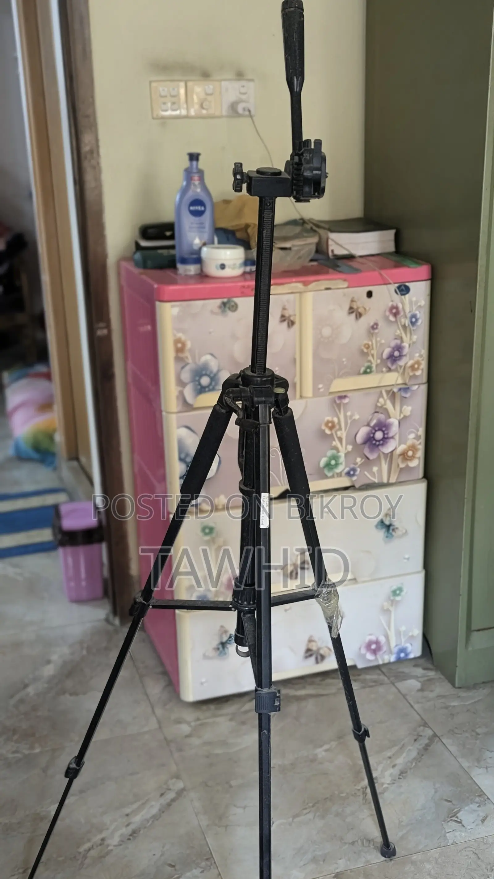 Zomi Brand Chinese Metallic Professional Tripod