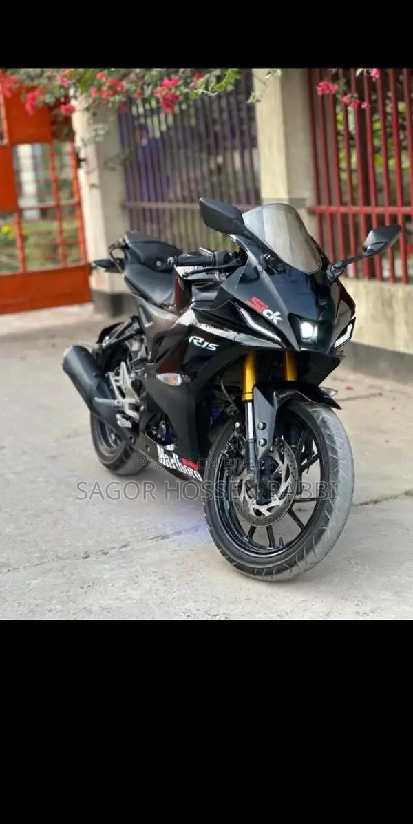 Yamaha R15 M 2022