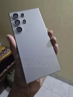 Samsung Galaxy S24 Ultra (Used)