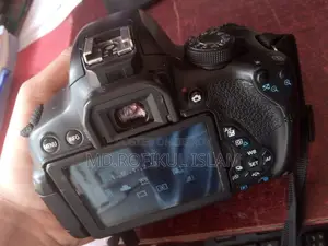 Canon 700D Camera with 18-55mm Kit Lens