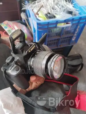 Canon 700D Camera with 18-55mm Kit Lens