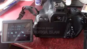 Canon 700D Camera with 18-55mm Kit Lens