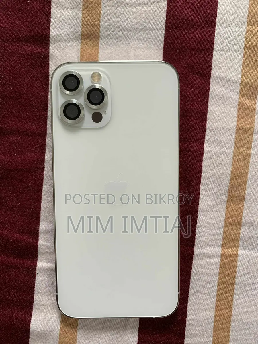 Apple iPhone 12 Pro (Used)
