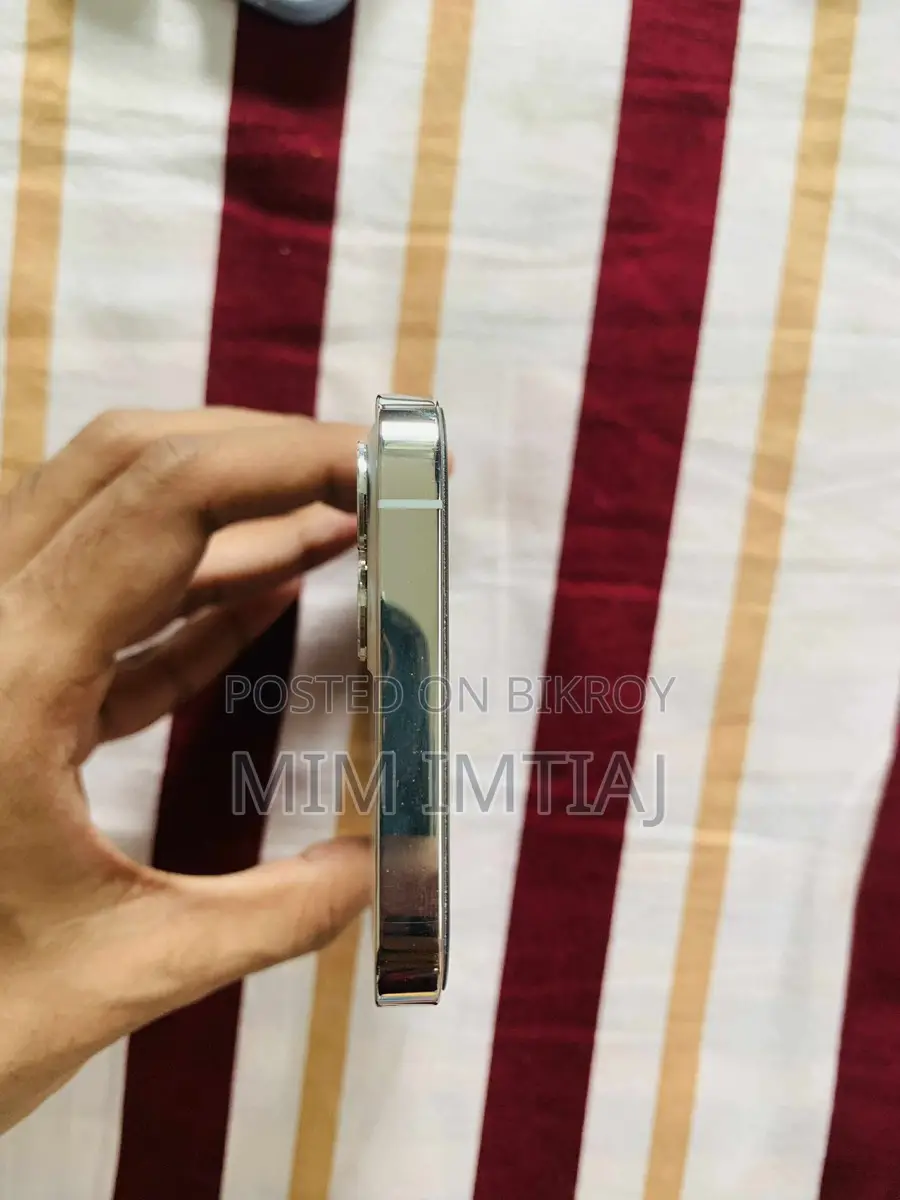 Apple iPhone 12 Pro (Used)