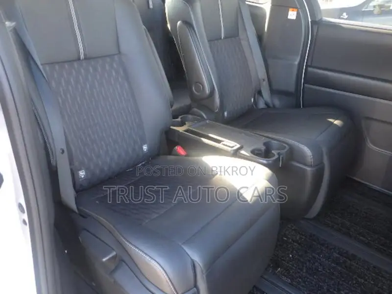 Toyota Noah S-Z, GRADE : 4 2023