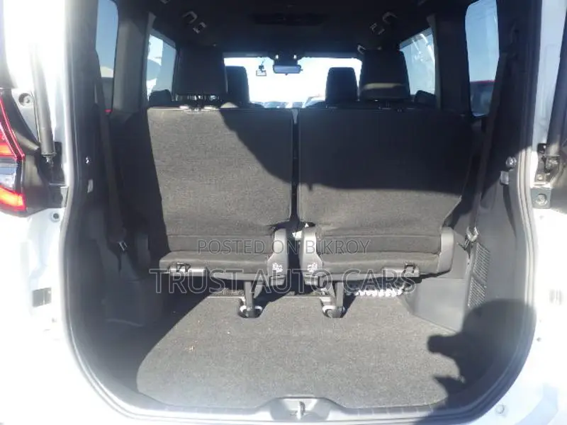 Toyota Noah S-Z, GRADE : 4 2023