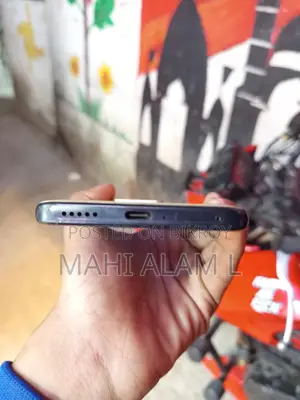 Vivo V25 Pro (ব্যবহৃত)