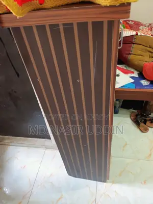 পারটেক্স বোর্ড শো র‍্যাক