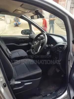 Toyota Noah KEY 1DOOR POWER 2021