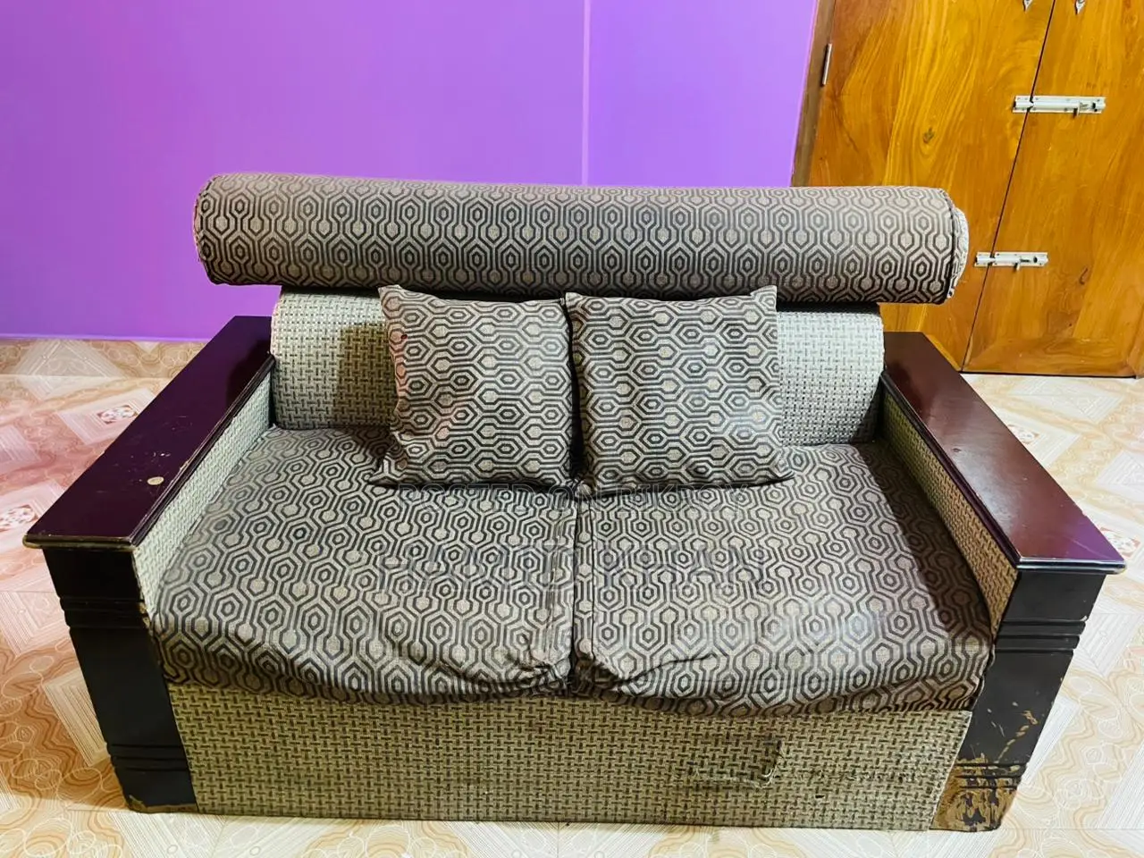 ৫ সিটের মালেশিয়ান উড সোফা সেট