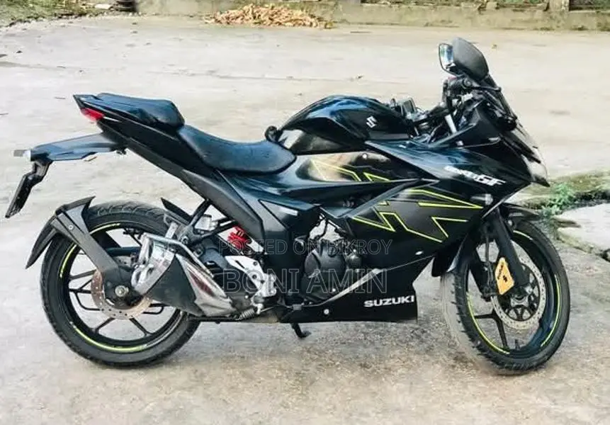 Suzuki Gixxer SF 2024