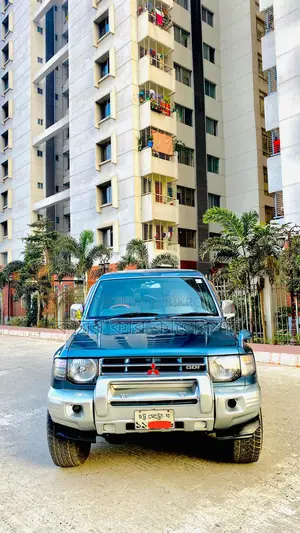 Mitsubishi Pajero 7 seater 1997