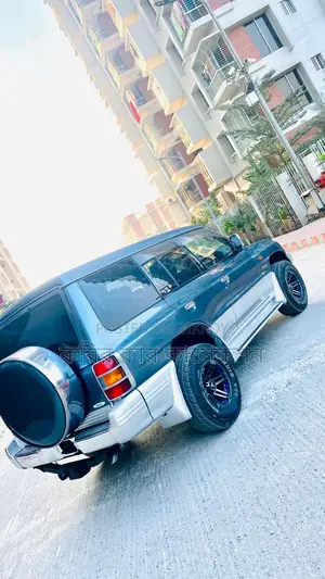 Mitsubishi Pajero 7 seater 1997