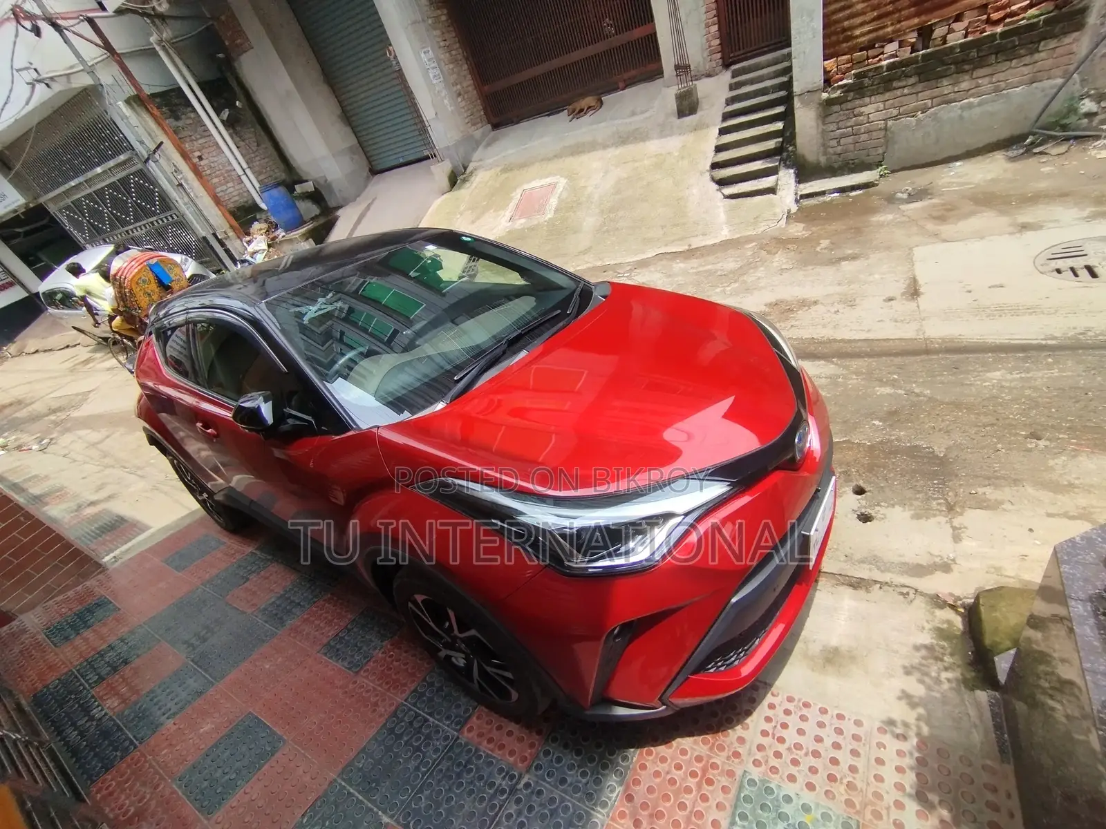 Toyota C-HR TWO TON NEW SHAPE 2019