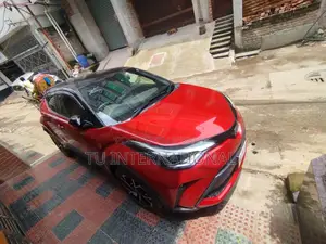 Toyota C-HR TWO TON NEW SHAPE 2019