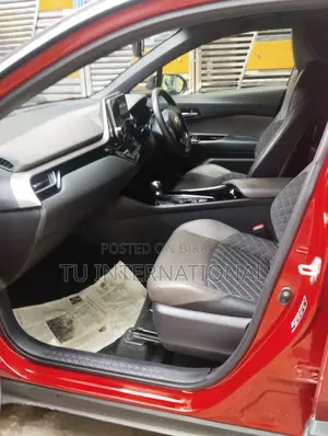 Toyota C-HR TWO TON NEW SHAPE 2019