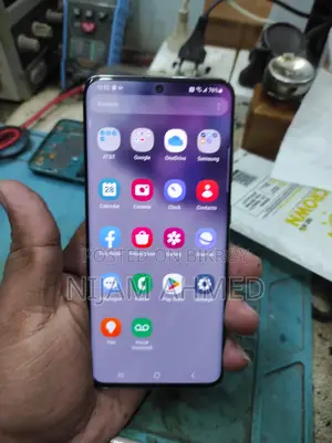 Samsung Galaxy S20 (Used)