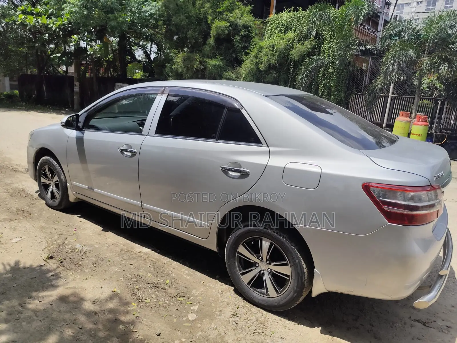 Toyota Premio 2012