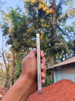 Apple iPhone 14 . (Used)