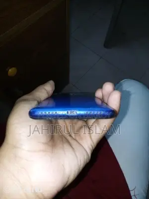Xiaomi Redmi 7 . (Used)