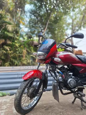 Bajaj Platina 100 l 2012