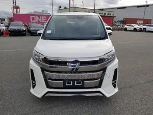 Toyota Noah Wxb Hybrid Pearl 2021