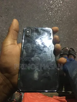 Apple iPhone X (Used)