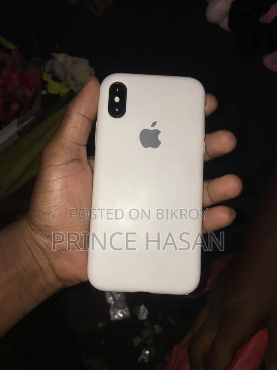 Apple iPhone X (Used)