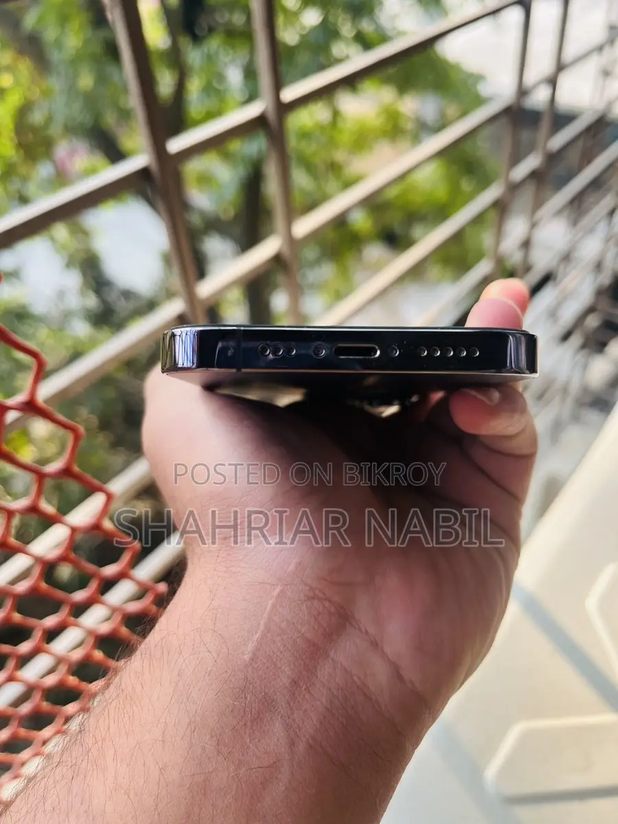 Apple iPhone 14 Pro ইউএসএ ভেরিয়েন্ট (ব্যবহৃত)