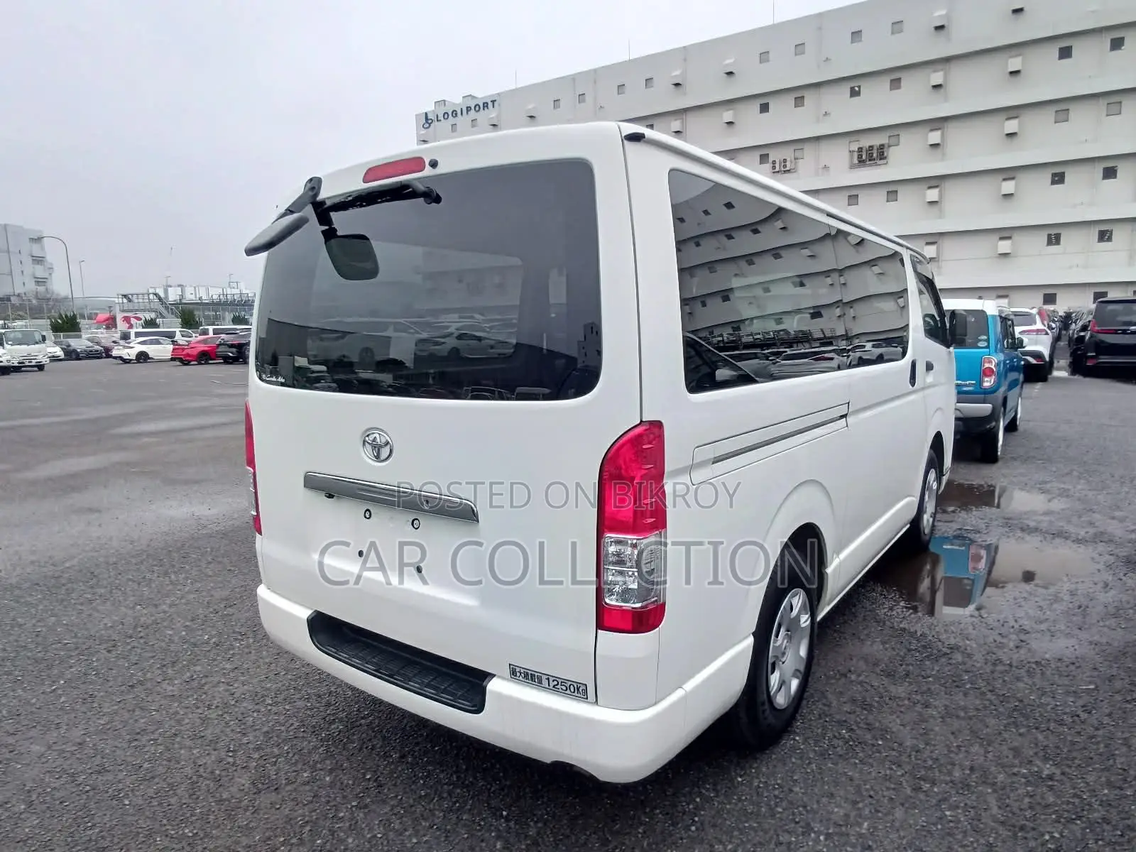 Toyota Hiace GL White 360° 2022
