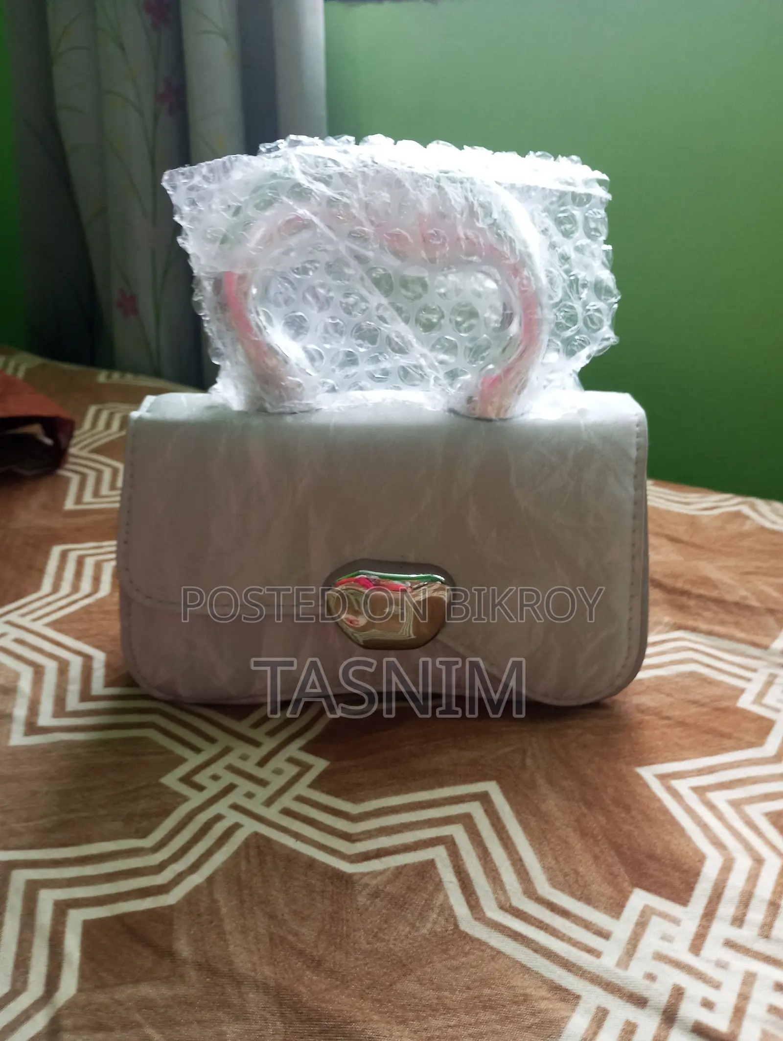 Free delivery on 2 bags