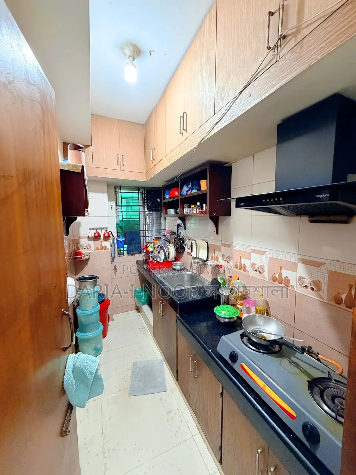 1420 SFT Flat for Sale with Parking at Lalmatia Block B, 4th Floor