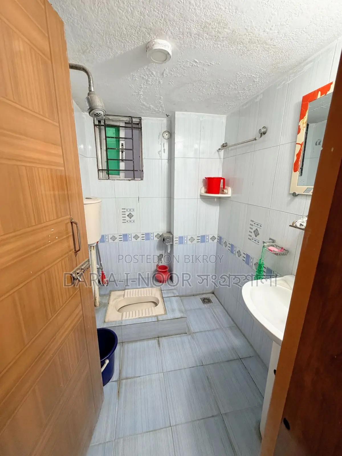 1420 SFT Flat for Sale with Parking at Lalmatia Block B, 4th Floor