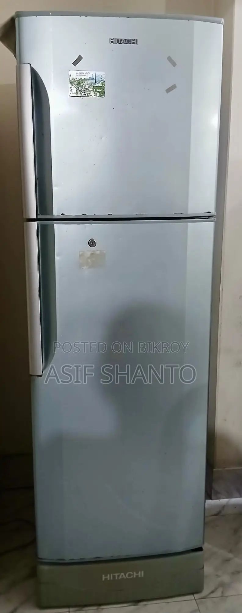ফ্রেশ কন্ডিশনে হিটাচি ফ্রিজ