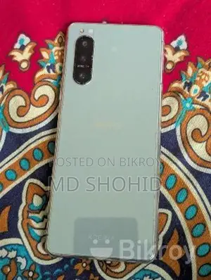 Sony Xperia 5 II (Used)