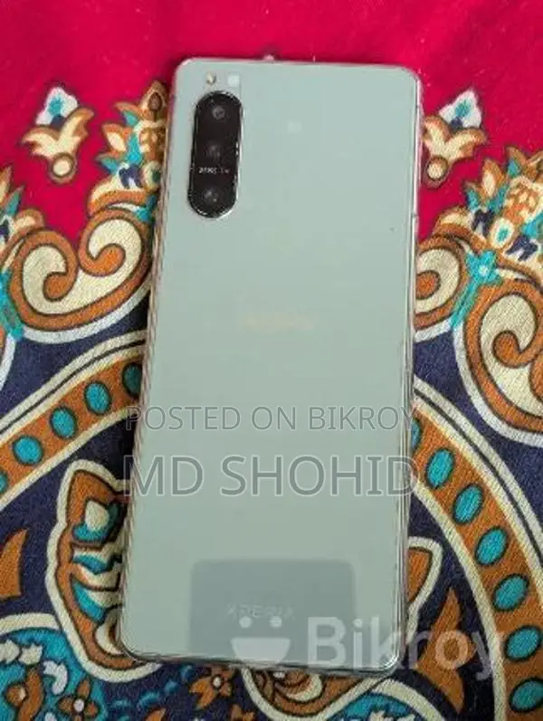 Sony Xperia 5 II (Used)