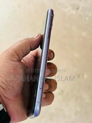 Apple iPhone 11 look like fresh (Used)