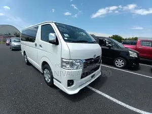 Toyota Hiace SUPER GL DARK PRIME 2022