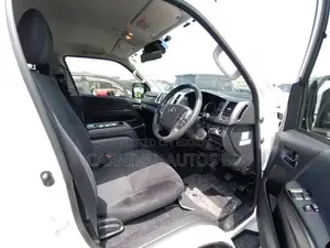 Toyota Hiace SUPER GL DARK PRIME ২০২২