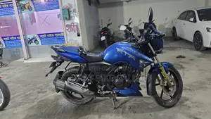TVS Apache RTR ফ্রেশ কন্ডিশন 2016