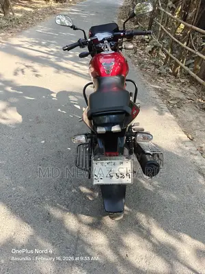 Bajaj Pulsar 150 - 2011