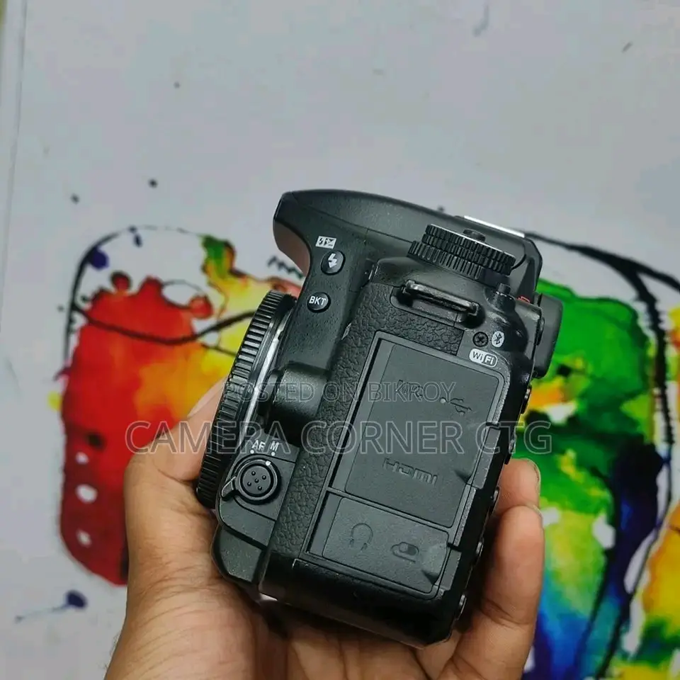 Nikon D7500 Full box available