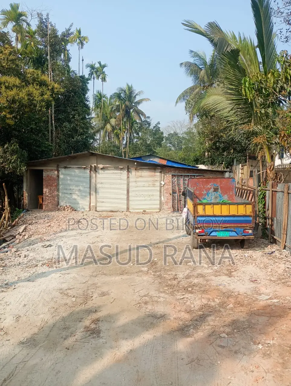 Kashipur 6 Mile. Beside Dhaka-Barisal Main Road. Great for a Garage.